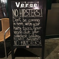 1/16/2016 tarihinde Jose F.ziyaretçi tarafından The Verge Bar'de çekilen fotoğraf