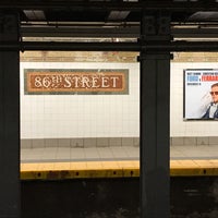 Photo taken at MTA Subway - 86th St (4/5/6) by Anjei on 11/10/2019