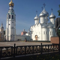 Photo taken at Храм Святого Благоверного Князя Александра Невского by Helen on 5/26/2014