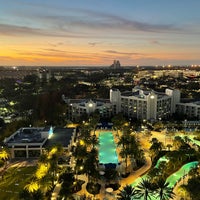 Photo taken at Hilton Orlando Buena Vista Palace Disney Springs Area by Stroumph on 1/7/2024
