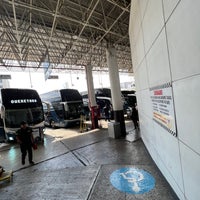 Photo taken at Terminal de Autobuses de Querétaro (TAQ) by Mauricio V. on 3/27/2023