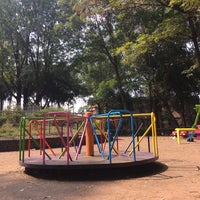 Photo taken at Parque de la María Luisa by Mauricio V. on 5/21/2017