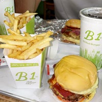 Photo taken at B1 Grilled Burger by Nasser on 6/11/2022
