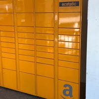Photo taken at Amazon Locker - Ecstatic by Ghannam a. on 7/3/2018
