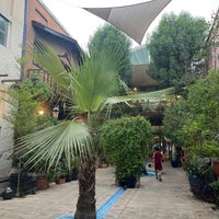 Das Foto wurde bei The Courtyard Playhouse von Raghad . am 9/22/2022 aufgenommen