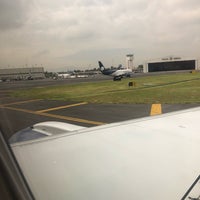 Photo taken at Aeromexico Plataforma Poniente by Lilý B. on 9/15/2018