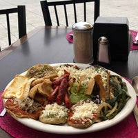 Foto diambil di Restaurante Santa Rosa oleh Restaurante Santa Rosa pada 9/21/2018