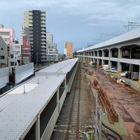Photo taken at Platforms 8-9 by 4 on 7/12/2022
