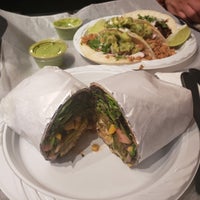 Снимок сделан в Al Horno Lean Mexican Kitchen пользователем Melissa T. 4/28/2019