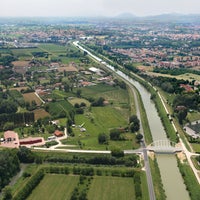 10/7/2014 tarihinde Parco Feniceziyaretçi tarafından Parco Fenice'de çekilen fotoğraf