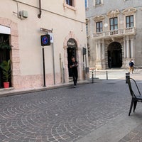 Foto diambil di Oblò Verona Street Food oleh M U. pada 7/14/2022