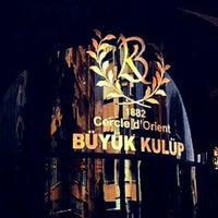 Photo taken at Büyük Kulüp by Ersin E. on 4/12/2016