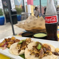 Foto scattata a Lola&amp;#39;s Mexican Cuisine da Omehi S. il 7/30/2023