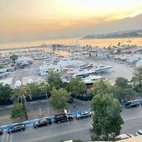 Photo taken at Ouzo Roof Restaurant by Emrah on 7/20/2023