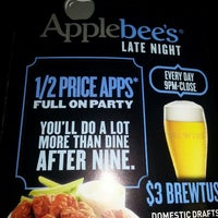 Photo taken at Applebee&amp;#39;s Grill + Bar by Mercedes S. on 4/11/2013