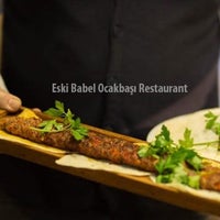 10/5/2018 tarihinde Eski Babel Ocakbaşı Restaurantziyaretçi tarafından Eski Babel Ocakbaşı Restaurant'de çekilen fotoğraf