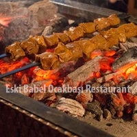 รูปภาพถ่ายที่ Eski Babel Ocakbaşı Restaurant โดย Eski Babel Ocakbaşı Restaurant เมื่อ 10/5/2018