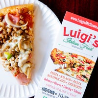 10/17/2018 tarihinde Luigi&amp;#39;s Italian Foodziyaretçi tarafından Luigi&amp;#39;s Italian Food'de çekilen fotoğraf