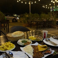 Photo taken at مطعم فروج الكروان by عزيزة📿 on 11/28/2023