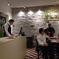 9/24/2014에 Svoh님이 Art Nouveau - French Café에서 찍은 사진