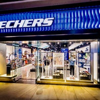 Photo taken at SKECHERS Retail by SKECHERS USA on 8/30/2018