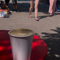 5/20/2021にAbdulazeezがPlowshares Coffee Bloomingdaleで撮った写真