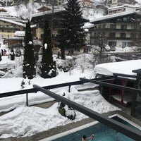 Foto diambil di Alpen-Karawanserai Hotel Saalbach-Hinterglemm oleh Hanka☀️ T. pada 2/15/2018