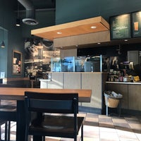 Photo taken at Starbucks by Haweda on 7/20/2019