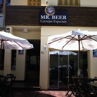 Photo taken at Mr. Beer Cervejas Especiais by Salomao S. on 10/30/2012