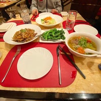 Снимок сделан в Red 8 Asian Bistro пользователем Kevin A. 1/21/2020