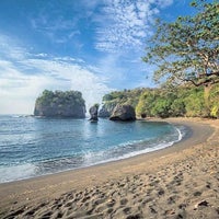 Pantai Licin 2 Visitors