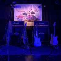 Photo taken at 下北沢 Club Que by なぎ on 3/20/2024