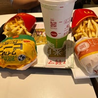 Photo taken at McDonald&amp;#39;s by 銀天のウェイン on 11/13/2022