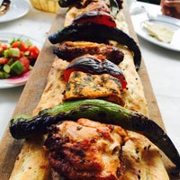 Foto diambil di Kolcuoğlu Restaurant oleh İhsan Ş. pada 12/22/2015
