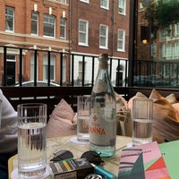Foto tomada en The Marylebone Hotel  por Jassim el 8/15/2019