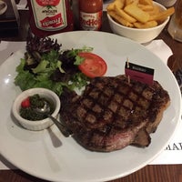 Foto tomada en Madero Steak House  por Трофа el 1/15/2017