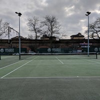 Photo taken at Bethnal Green Gardens Tennis Courts by Doyoung O. on 1/6/2018