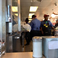 Photo taken at Waffle House by santagati on 12/22/2018