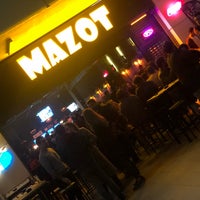 Foto diambil di Mazot Pub oleh Mazot P. pada 4/21/2019