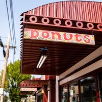 10/17/2018 tarihinde Angel&amp;#39;s Donuts &amp;amp; Ice Creamziyaretçi tarafından Angel&amp;#39;s Donuts &amp;amp; Ice Cream'de çekilen fotoğraf