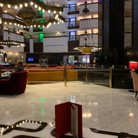 Foto diambil di Marriott Hotel oleh Lama 🌼 pada 8/28/2019