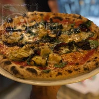 Das Foto wurde bei pizzALquadro von pizzALquadro am 10/2/2018 aufgenommen