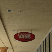 vans outlet san ysidro