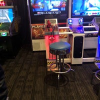 Photo taken at Dave &amp;amp; Buster&amp;#39;s by Kacy on 11/24/2018