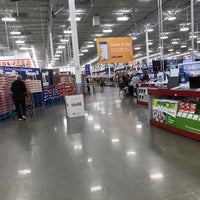 Photo taken at Sam&amp;#39;s Club by Tom T T. on 11/13/2018