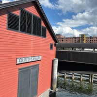 Foto tirada no(a) Boston Tea Party Ships and Museum por Tom T T. em 8/26/2023