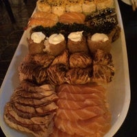 Photo taken at Yohei Japa Food by Aline R. on 10/27/2014