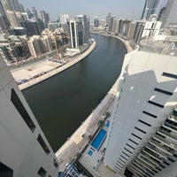 Foto diambil di 53 Dubai oleh ⊀𓆩SULTAN𓆪⊀ pada 9/26/2023