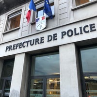 Photo taken at Antenne centrale de police administrative by Jayoung W. on 10/11/2018