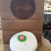 Photo taken at Sprinkles Cupcakes by Lorelei F. on 6/14/2015